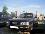 AUDI 90,  1989 г.в. не растаможен.